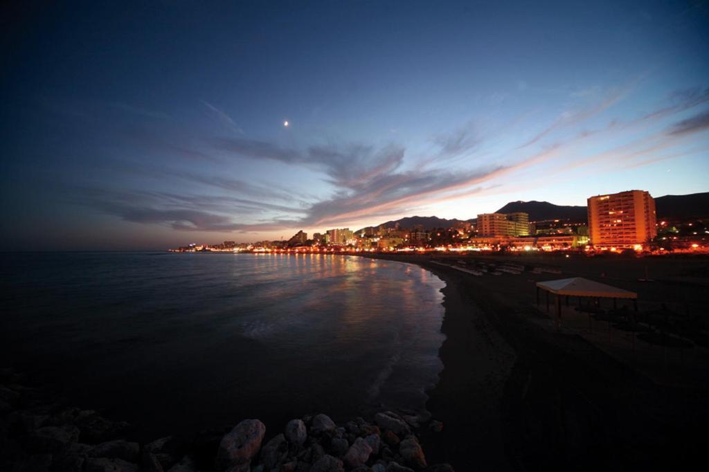Happy Home Benalmádena Buitenkant foto